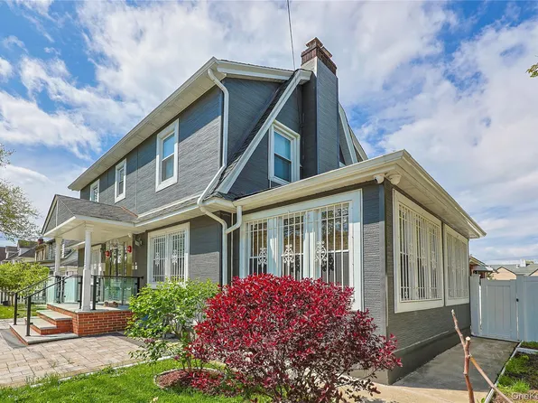 32-02 Murray Lane, Flushing, NY 11354