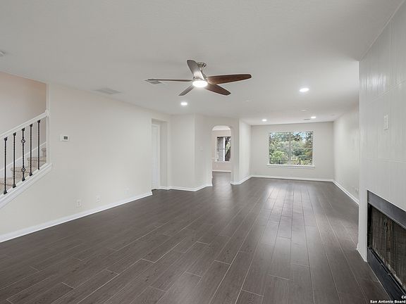 5th image of 8050 MADDIE LN