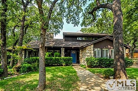 1st image of 607 Country Green Ln