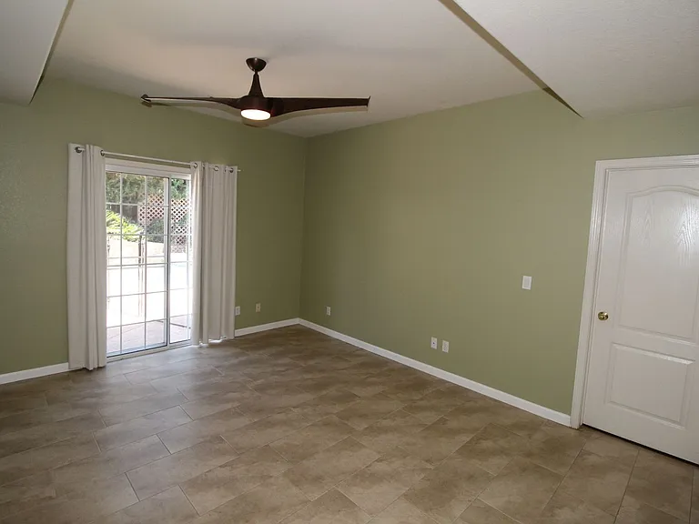 2542 E Omaha Ave — Photo 8