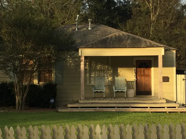 4437 Sweetbriar St, Baton Rouge, LA 70808