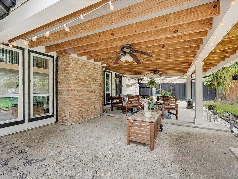 18014 Vintage Wood Ln — Photo 37