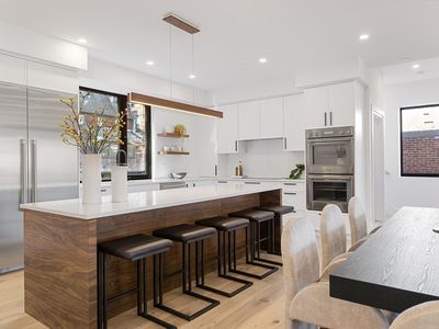 41 University Rd #3, Brookline, MA, 02445