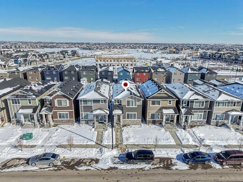 1st image of 726 W Bayview Hl SW