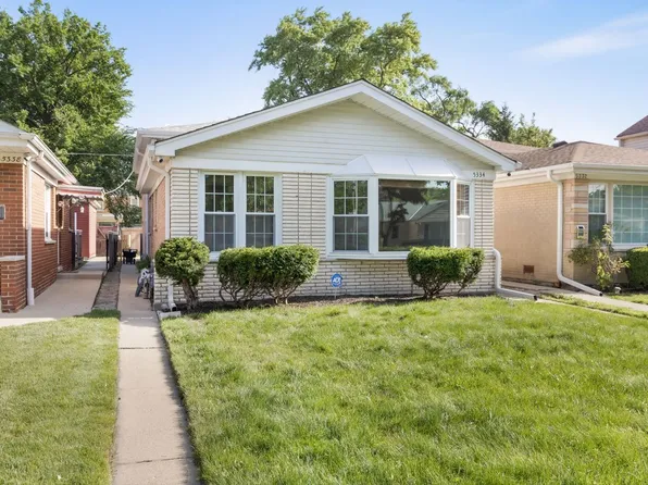 5334 Grove St, Skokie, IL 60077