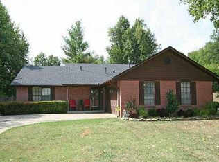 1521 Greenleaf St, Claremore, OK 74017