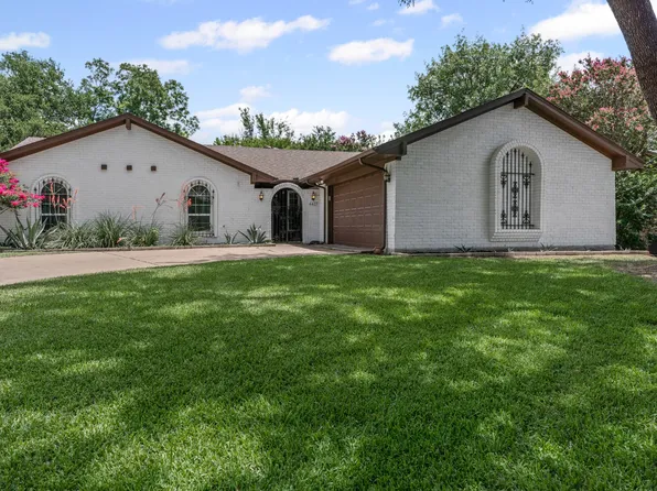 6417 Ponce Ave, Fort Worth, TX 76133