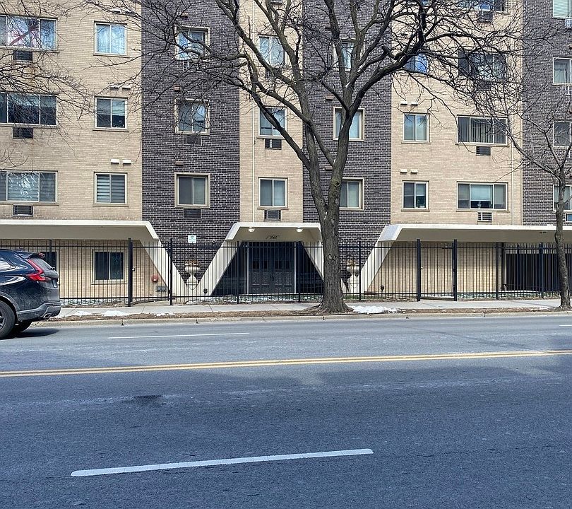 1st image of 1060 W Hollywood Ave APT 412