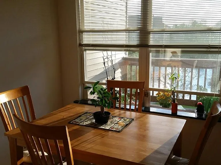 1526 Oakfield Dr — Photo 4