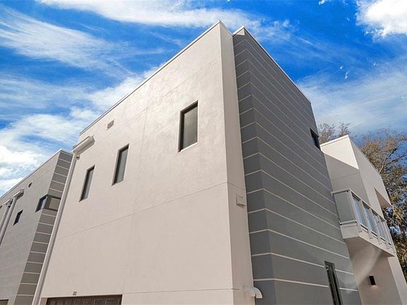 2nd image of 1810 Mondrian Cir #25