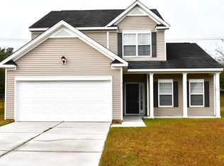 417 Pin Oak Dr, Moncks Corner, SC 29461
