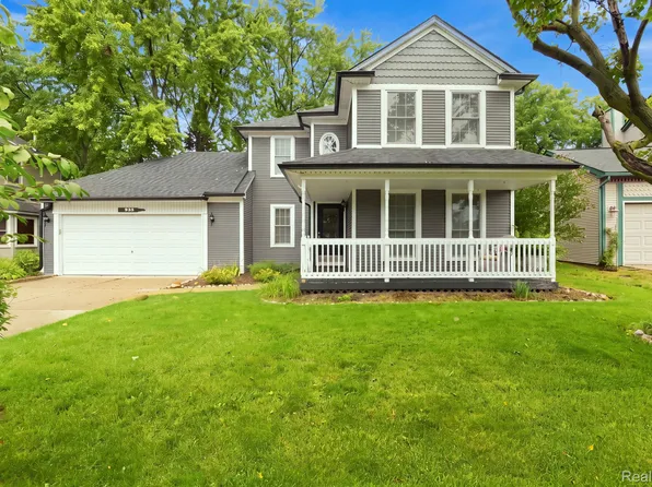 933 Abingdon St, Oxford, MI 48371