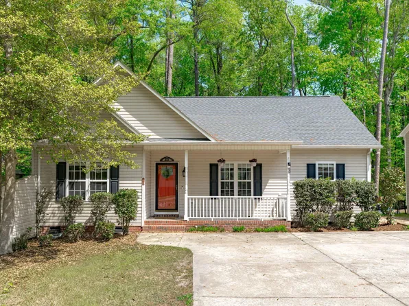 989 Whistling Wind, Sanford, NC 27332