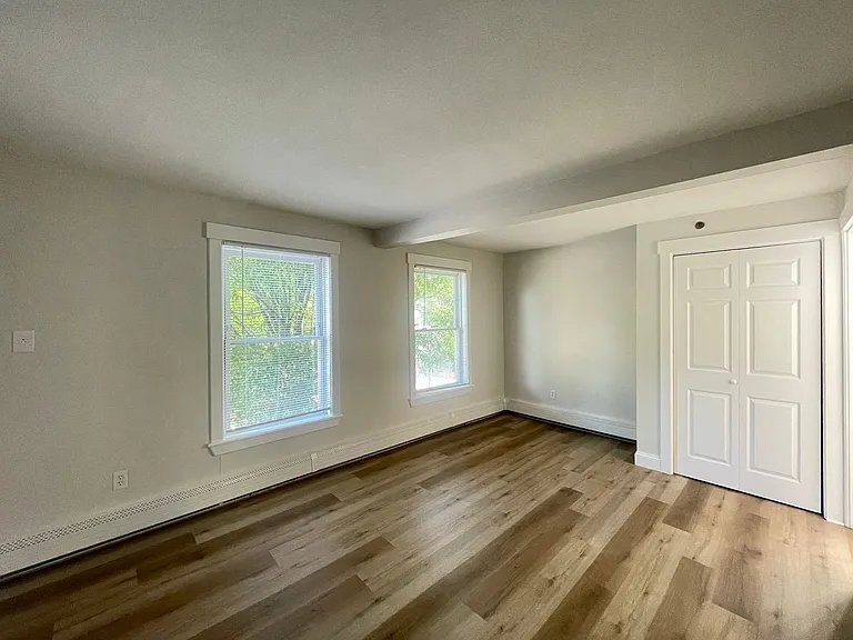 251 Pine St #201 — Photo 3