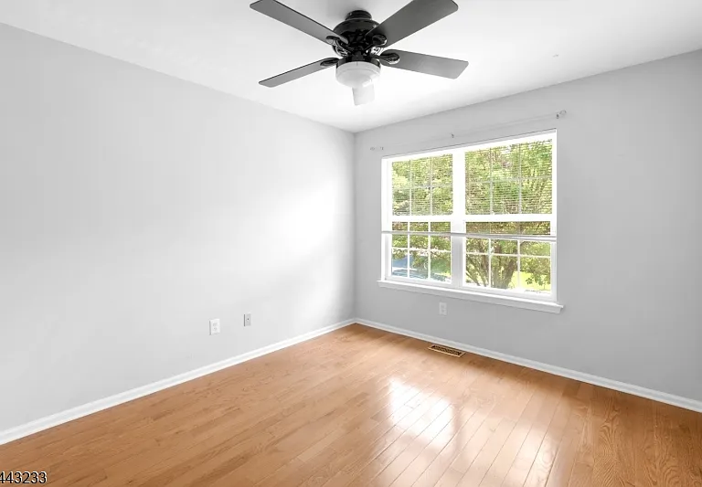 418 Dalton Ct — Photo 15