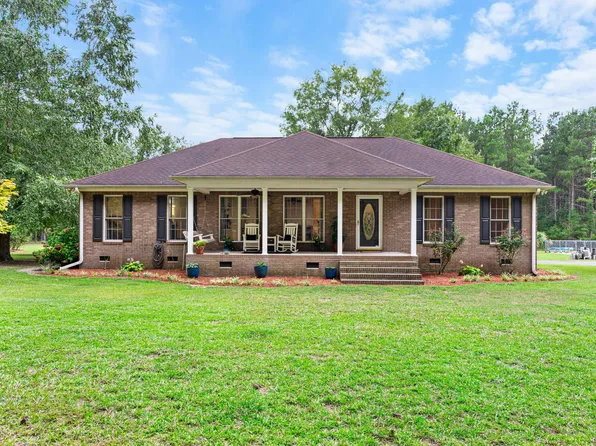151 Sunny Plain Rd, St Matthews, SC 29135