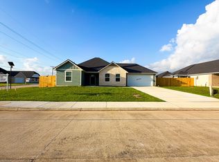 2015 Regent St, Beaumont, TX 77703