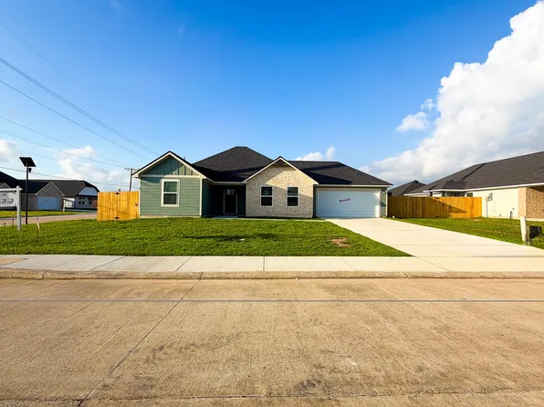 2015 Regent St, Beaumont, TX 77703