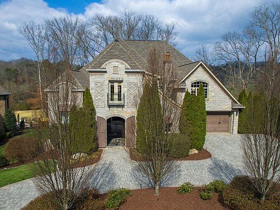 2nd image of 9329 Hidden Green Ln