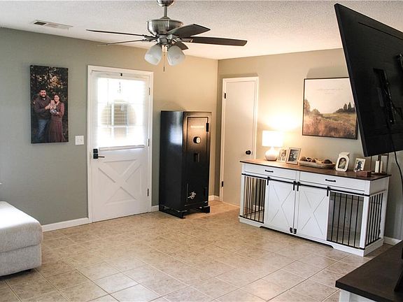 5th image of 2569 Wildwood Way