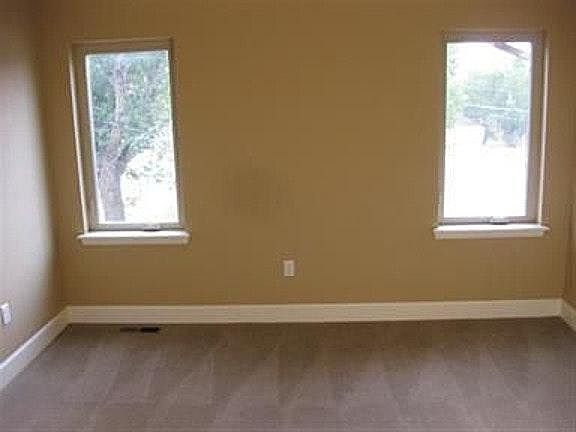 Bedroom upstairs- mountain facing