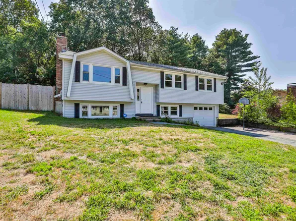 40 Jennifer Drive, Nashua, NH 03062