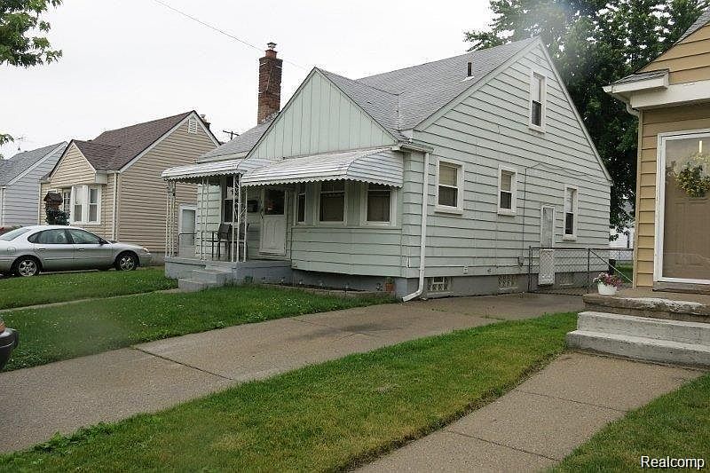 1st image of 20916 Dexter Blvd
