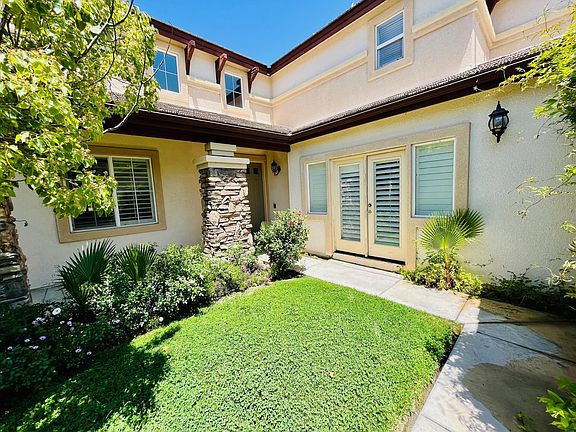 3rd image of 26421 Partridge Dr
