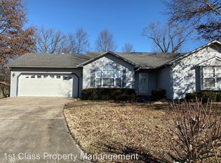 1815 Birch Pl, Poplar Bluff, MO 63901