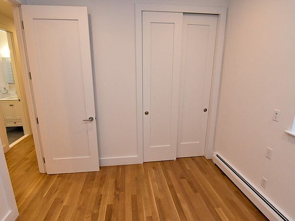 4th image of 300 W 112th St #0LLB