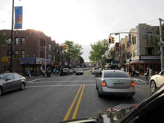 Rented by Realty 2000 Corp | media 25