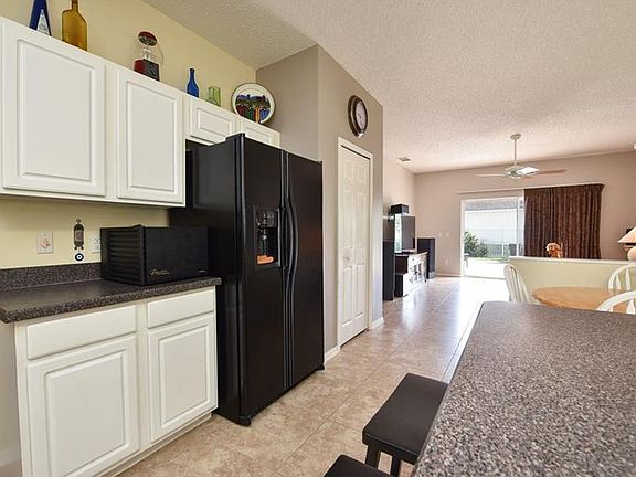 2nd image of 9725 Myrtle Creek Ln