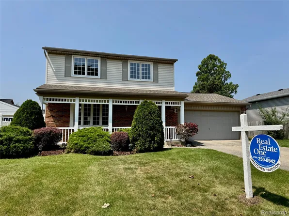 30218 Torry Ave, Flat Rock, MI 48134