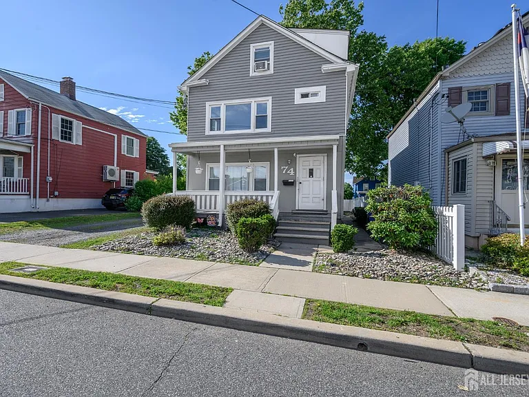 74 Albert St — Photo 15