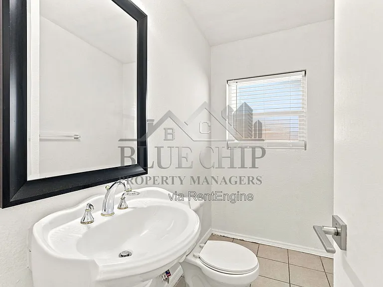 6714 Nina Rosa Dr — Photo 17