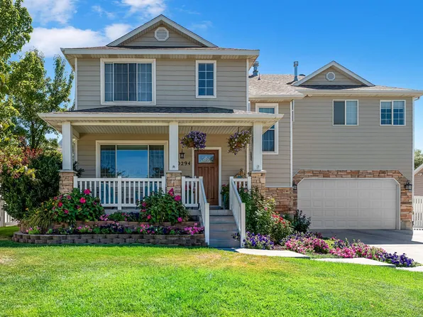 10294 N Carriage Ln, Cedar Hills, UT 84062