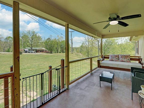 2nd image of 810 Grassy Creek Rd