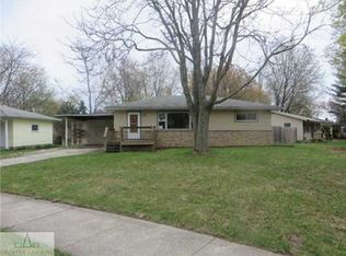 3701 Schlee St, Lansing, MI 48910