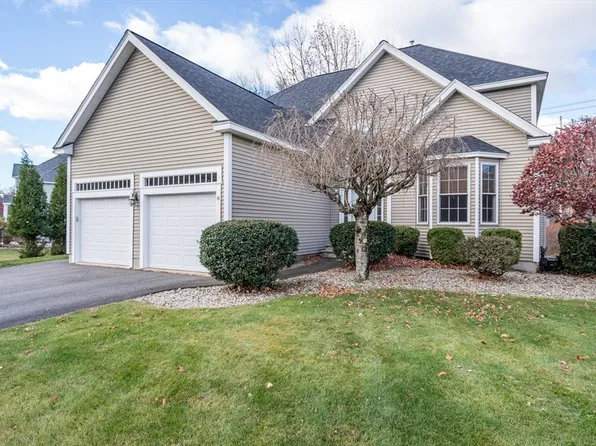 8 Arrowwood St, Methuen, MA 01844