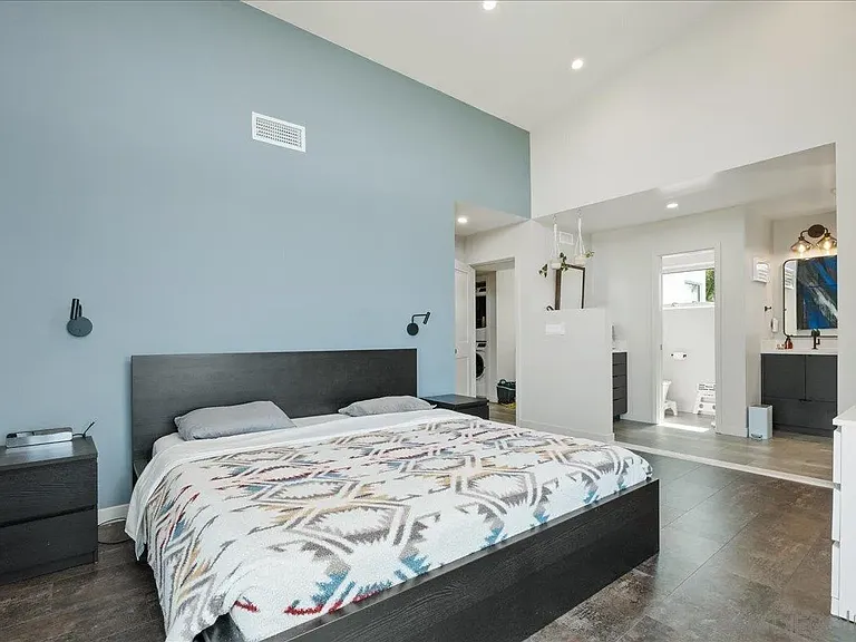 3075 Briand Ave — Photo 10