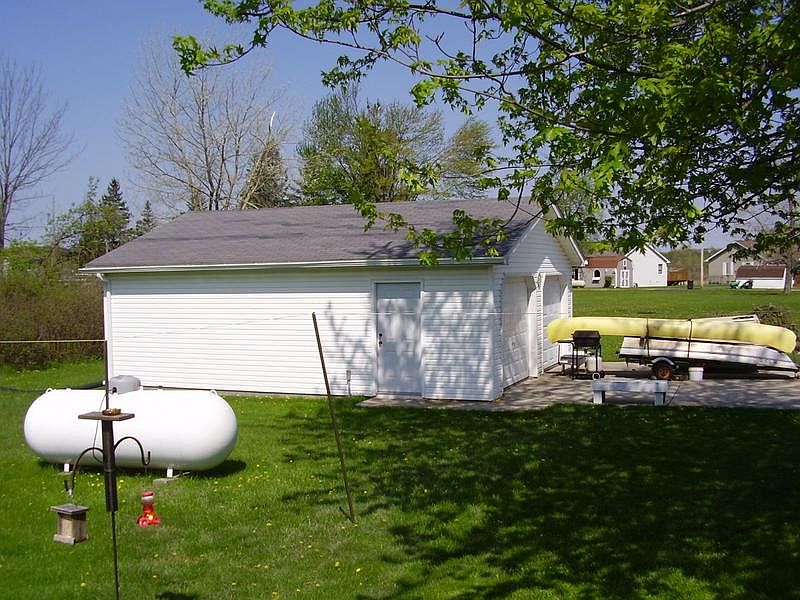 1st image of 4895 Bluewater Dr
