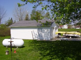 4895 Bluewater Dr, Otter Lake, MI