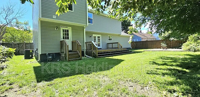 7721 Cortlandt Pl — Photo 32