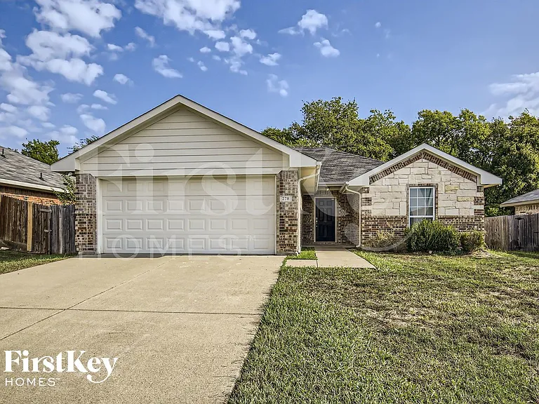 278 Meadowcrest Dr — Photo 1