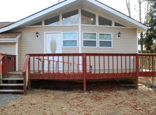 1119 Knollwood Dr, Tobyhanna, PA 18466