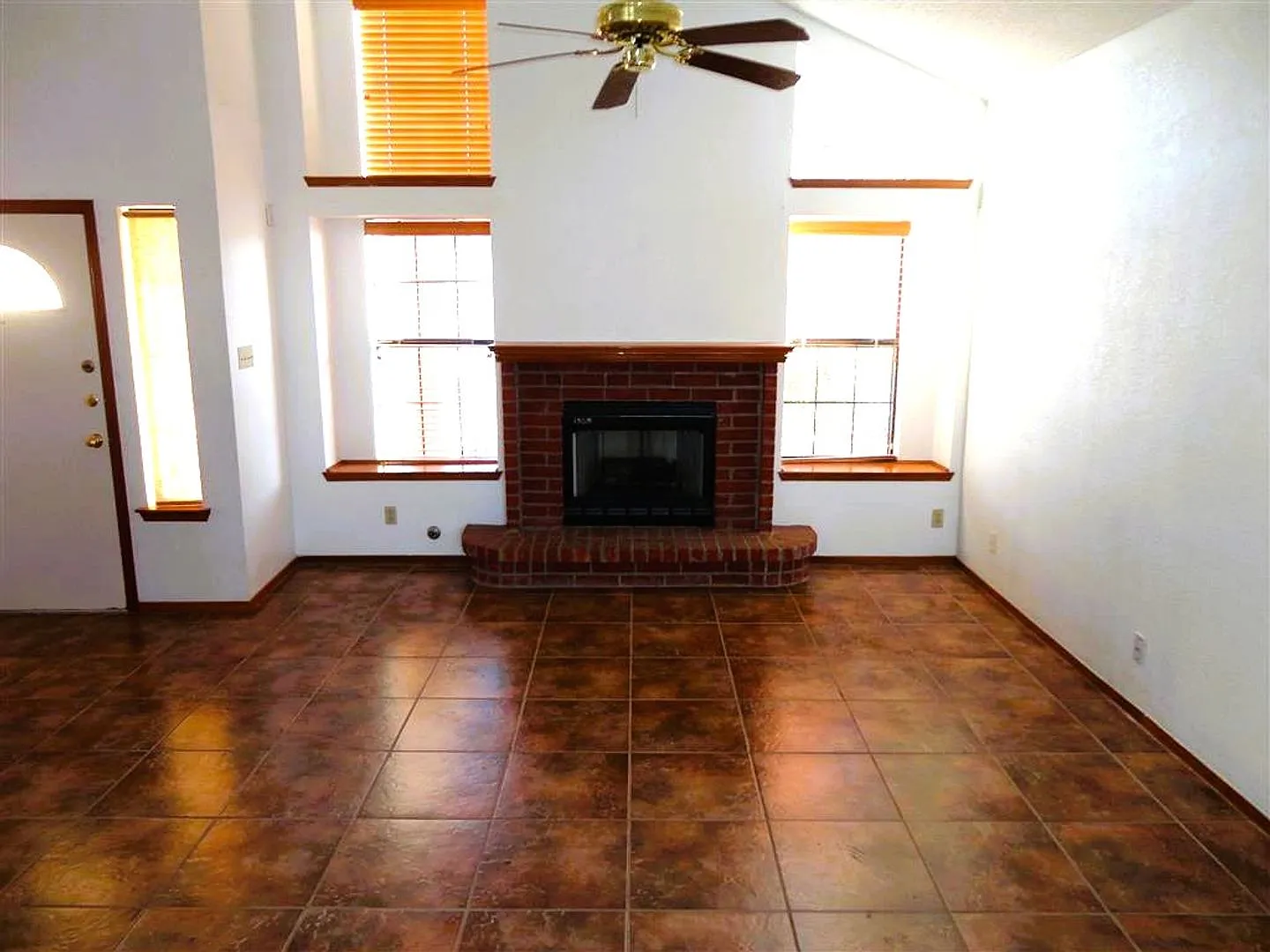 Impeccable Two Story Westside Home With Refrigerated Air Located In Tranquil Neighborhood — Photo 3