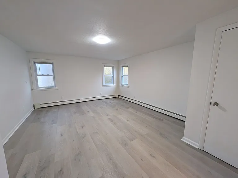 822 Prospect Ave — Photo 48