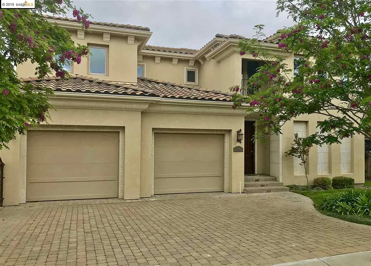 5661 Beaver Ln photo 1