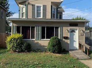 310 4th St, California, PA 15419
