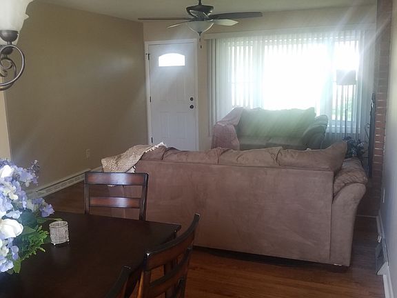 Dining room into living room